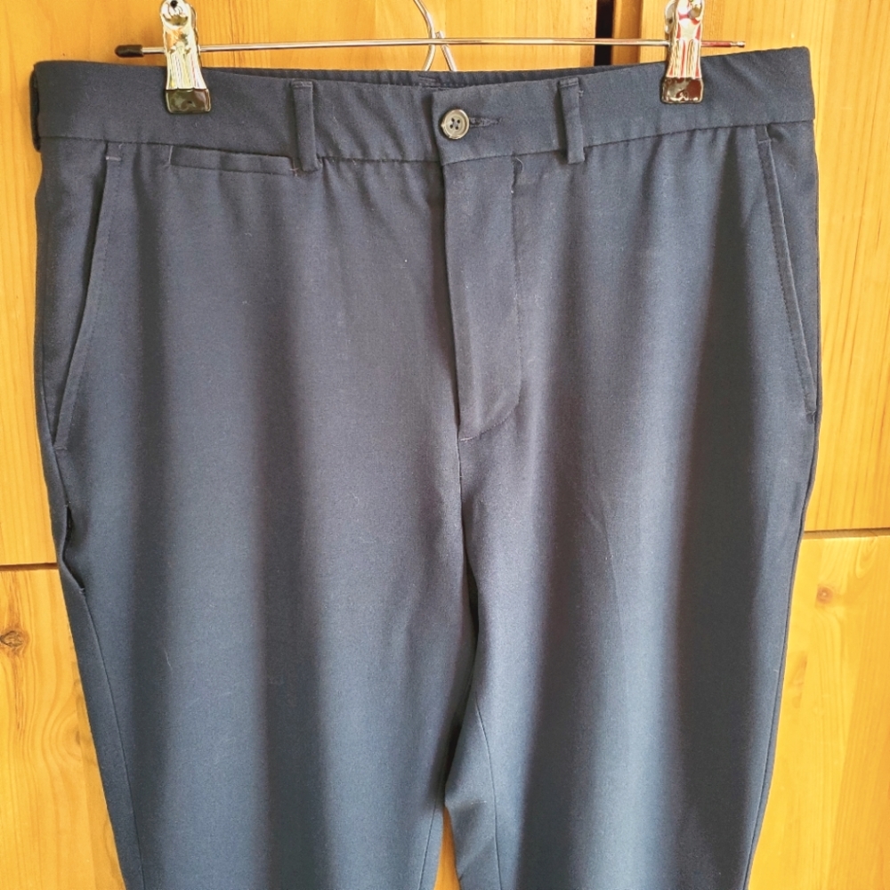 Robert Graham Navy Blue Chinos Size 32